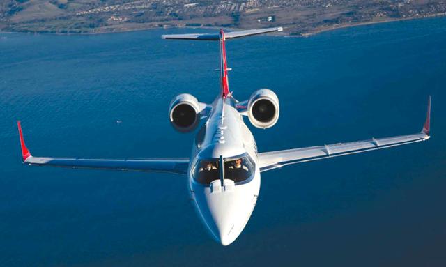 Learjet 60